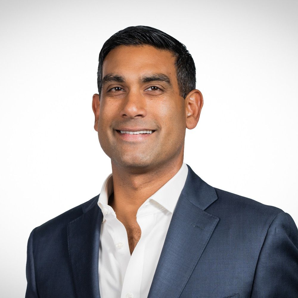 Neil Guha headshot